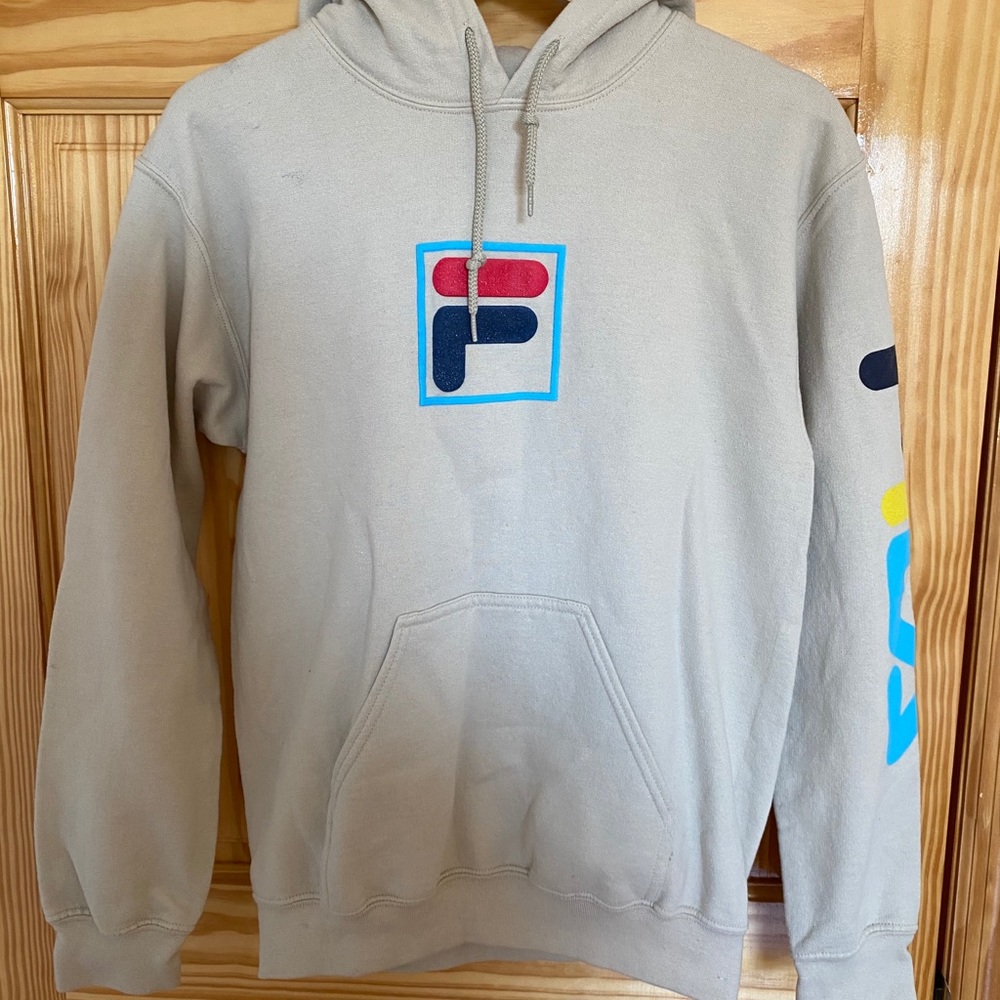 FILA Urban Outfitters exclusive 90s puff ink logo hoodie